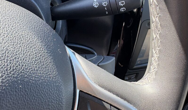 
								Dacia Duster 1.5 DCI 110CH EDC 4×2 – Explorer plein									